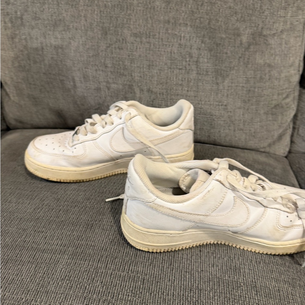 Nike Women’s White Sneakers